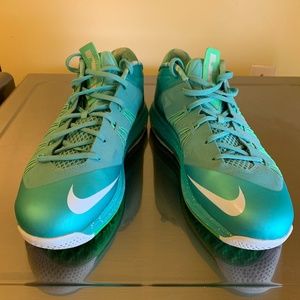 Nike Air Max LeBron 10 Low ‘Easter’ Size 12